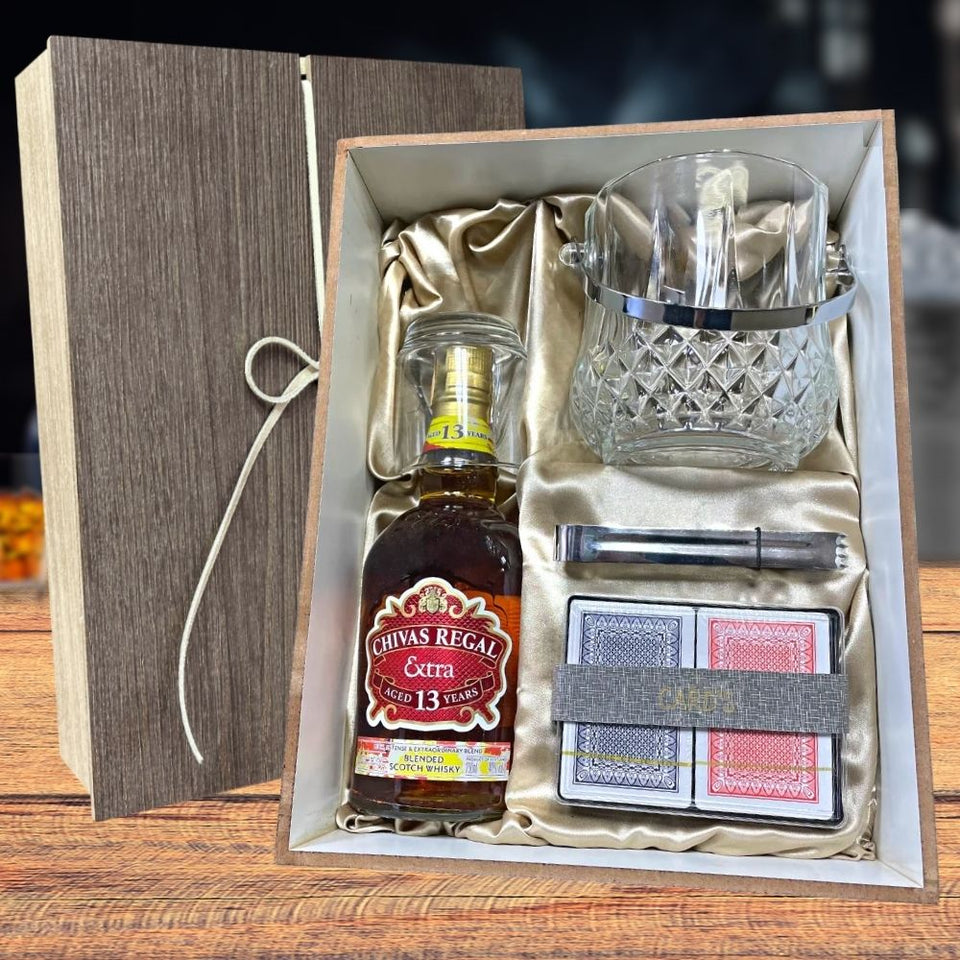 KIT WHISKY ESCOCÊS CHIVAS REGAL 13 ANOS EXTRA