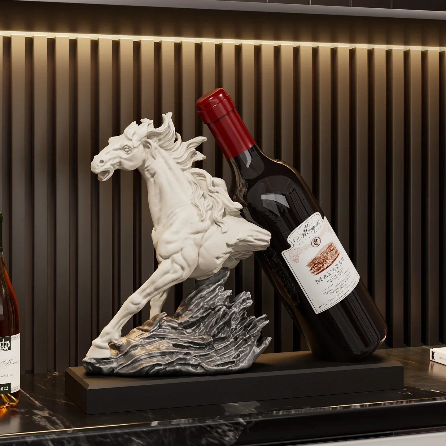 Suporte para Vinho Decorativo Cavalo em Resina