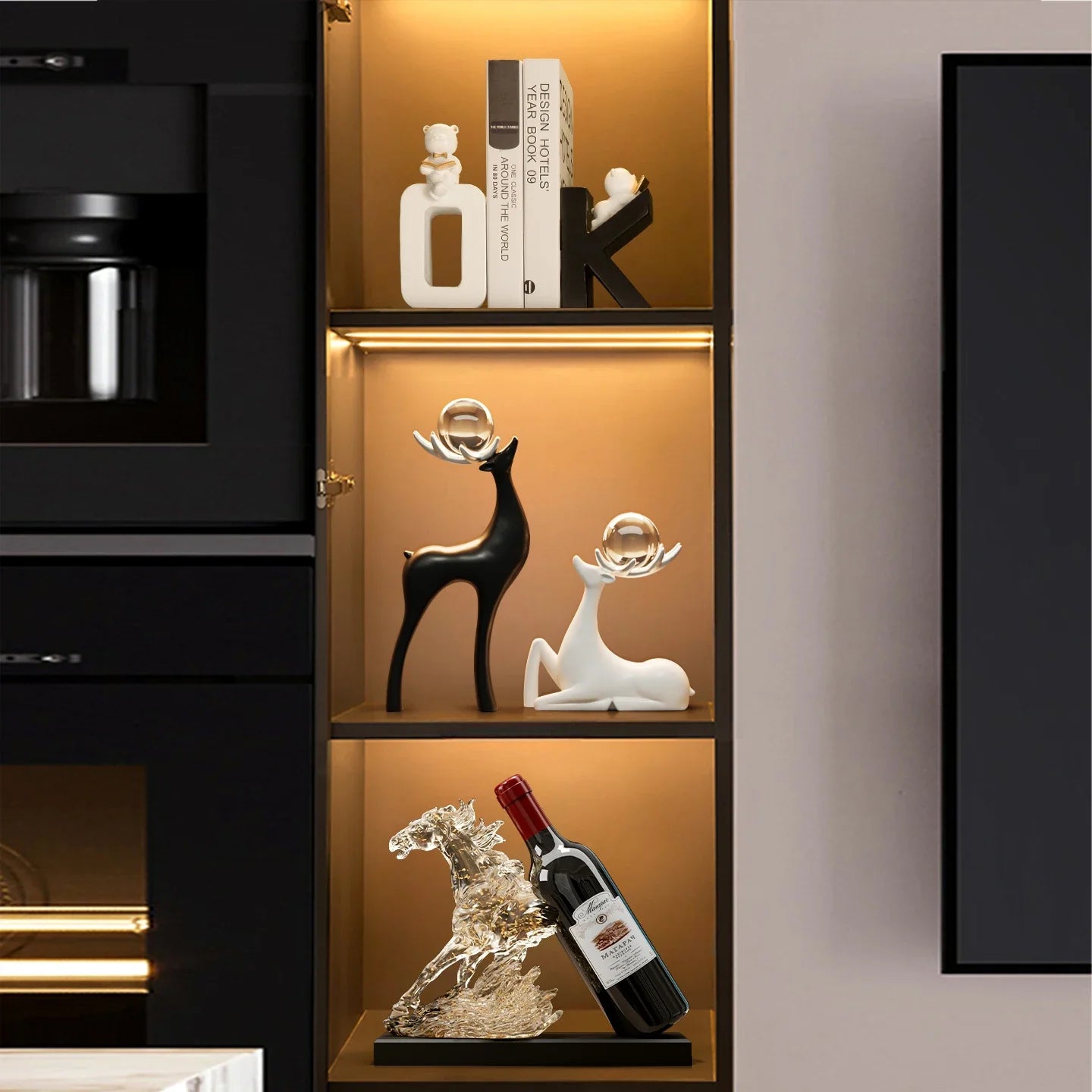 Suporte para Vinho Decorativo Cavalo em Resina